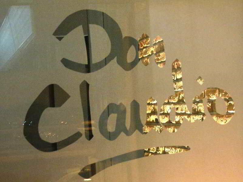 Pension Don Claudio Більбао Екстер'єр фото